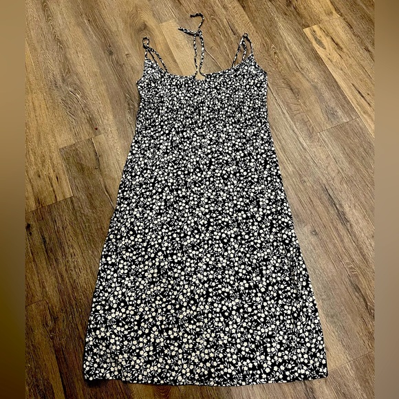 Cotton:On Midi Summer Flowered Spaghetti Strap Dress - Picture 2 of 12